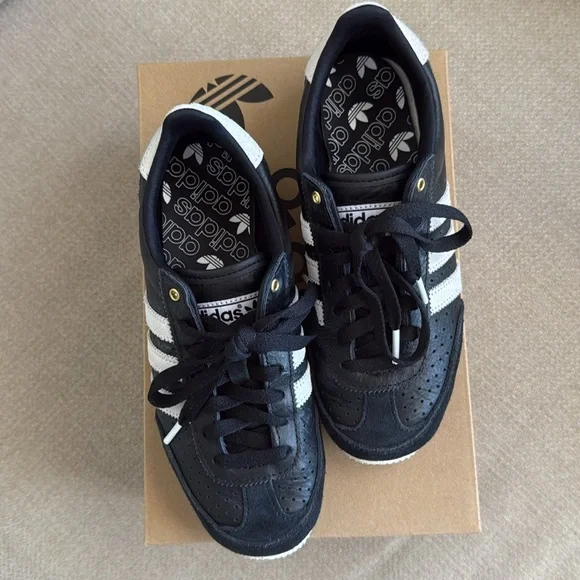 Adidas Originals Japan sneakers in black - Picture 3 of 6